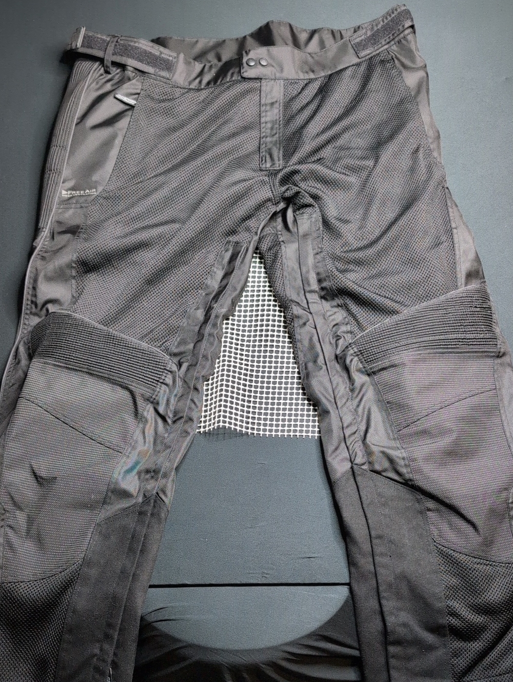 Joe Rocket Black Mesh Cargo Motorcycle Pants